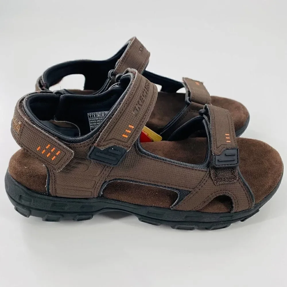 NWT SKECHERS Relaxed Fit Conner-Louden Sandals in Brown Size 7